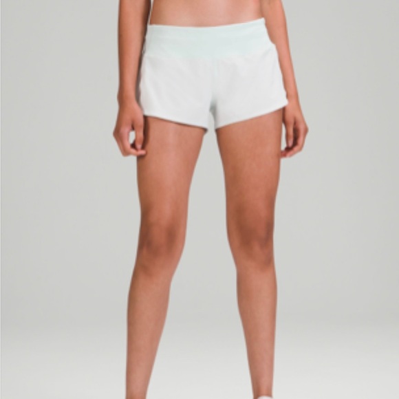 Lululemon Speed Up Low-Rise Lined Short 2.5” in Ocean Air, Size 4 - Picture 1 of 5